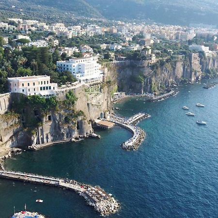 Apartamento La Quiete A Un Passo Dal Centro Península Sorrentina Exterior foto